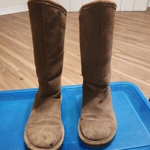 Bearpaw Women's Brown and Tan Boots size 7